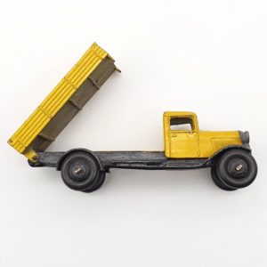 Tipping truck Dinky toy